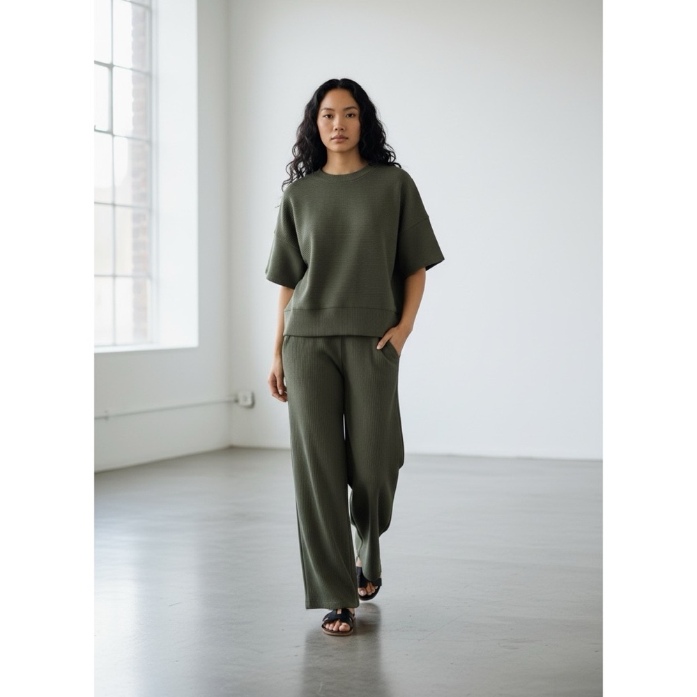 1226 • Dark Olive Ribbed Texture Stretch Wide Leg Pants Set
